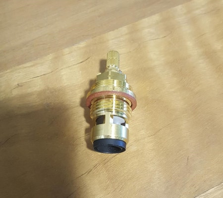 Grohe Replacement Wall Tap Spindle 45149 - Image 3