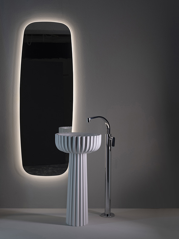 New Product: Parisi Settecento Freestanding Pedestal Basin